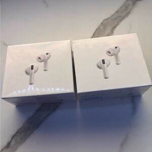 Apple White Earbud Headphones